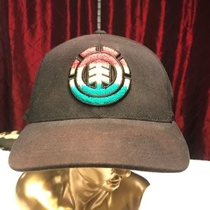 Element hat