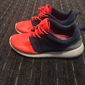 Nike Roshe Run Hyperfuse