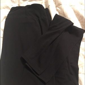 Solid Black Lularoe leggings Tall and Curvy EUC