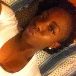 Meet your Posher, Taya