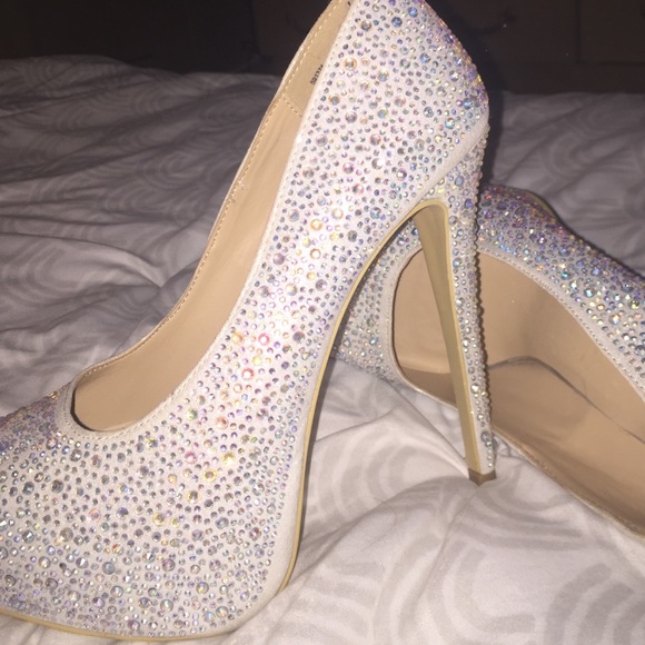 Sparkly heel - Picture 2 of 4