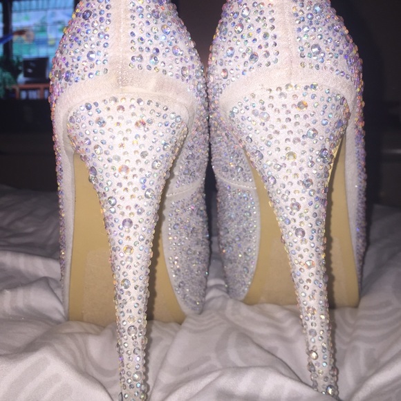 Sparkly heel - Picture 3 of 4