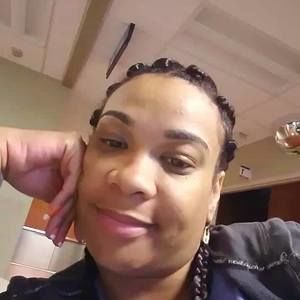 Meet your Posher, Yvonne