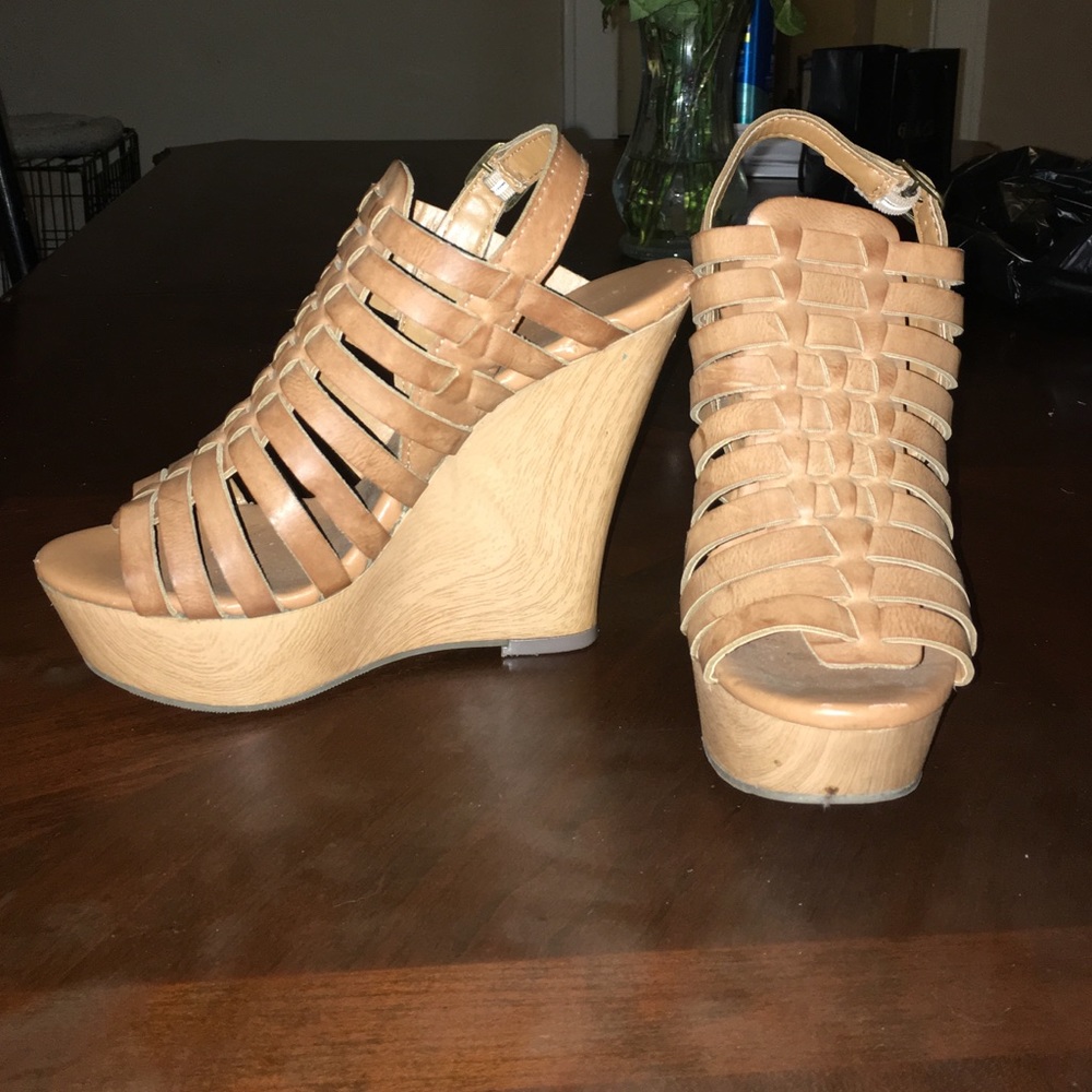 Brown wedges
