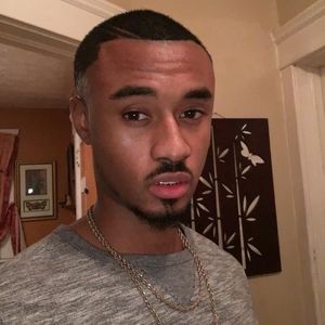 Meet your Posher, Devin