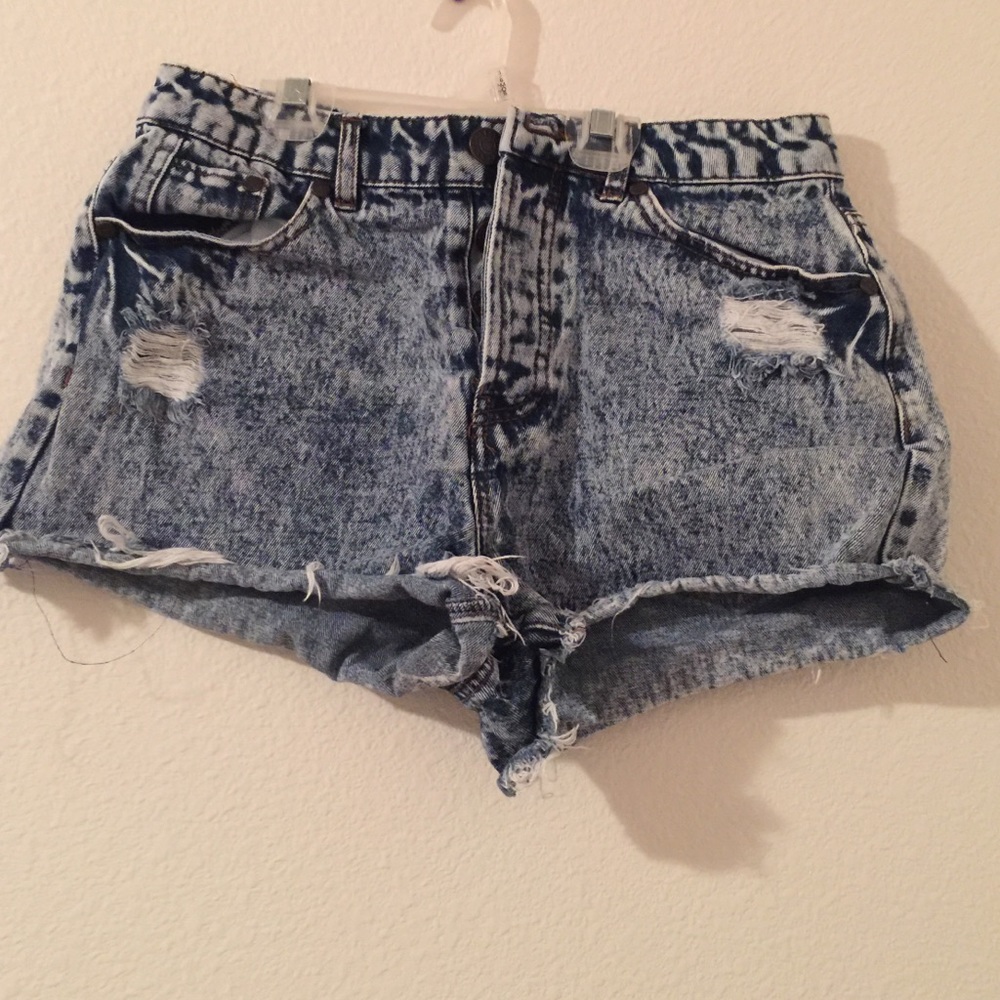 Woman's shorts