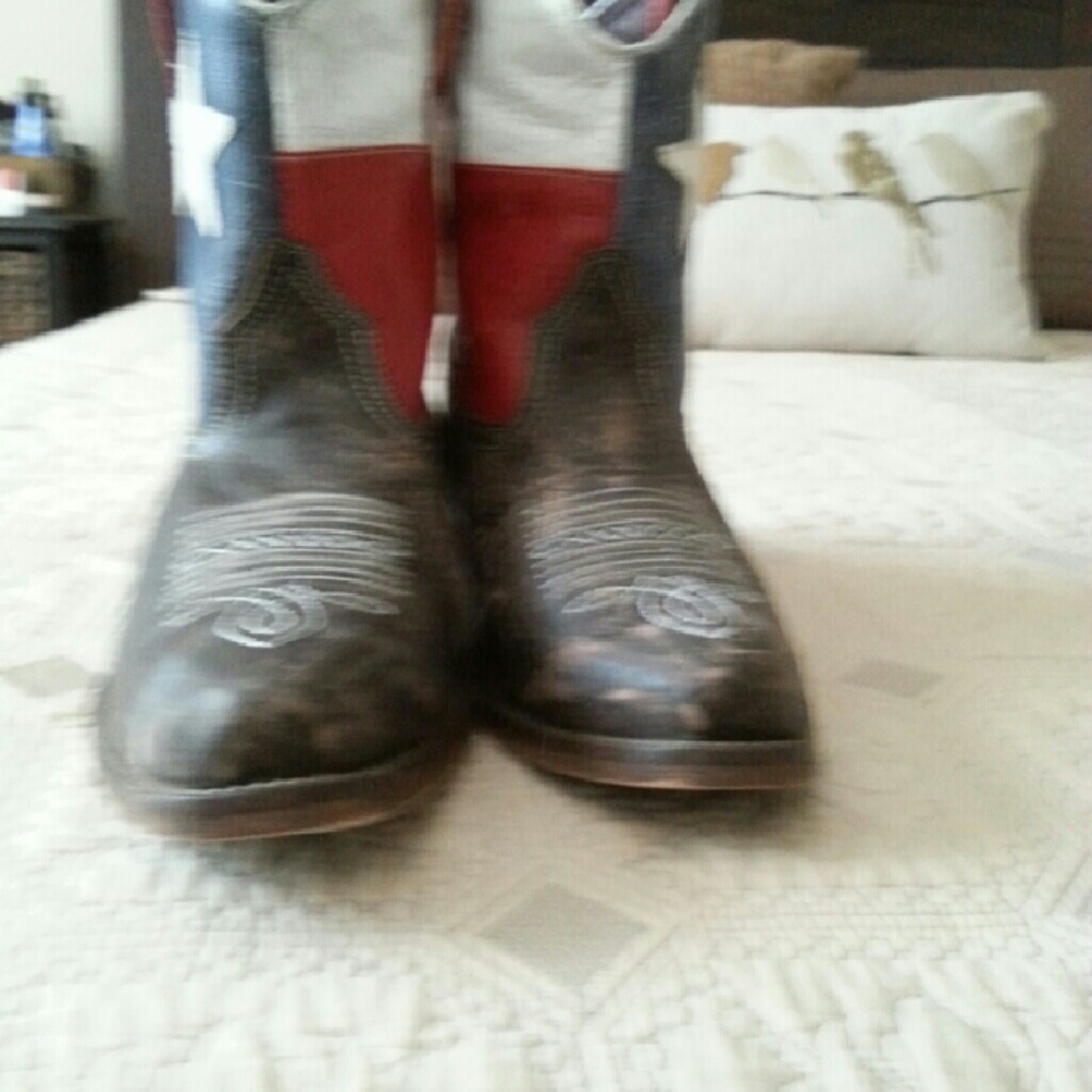 Ankle boots