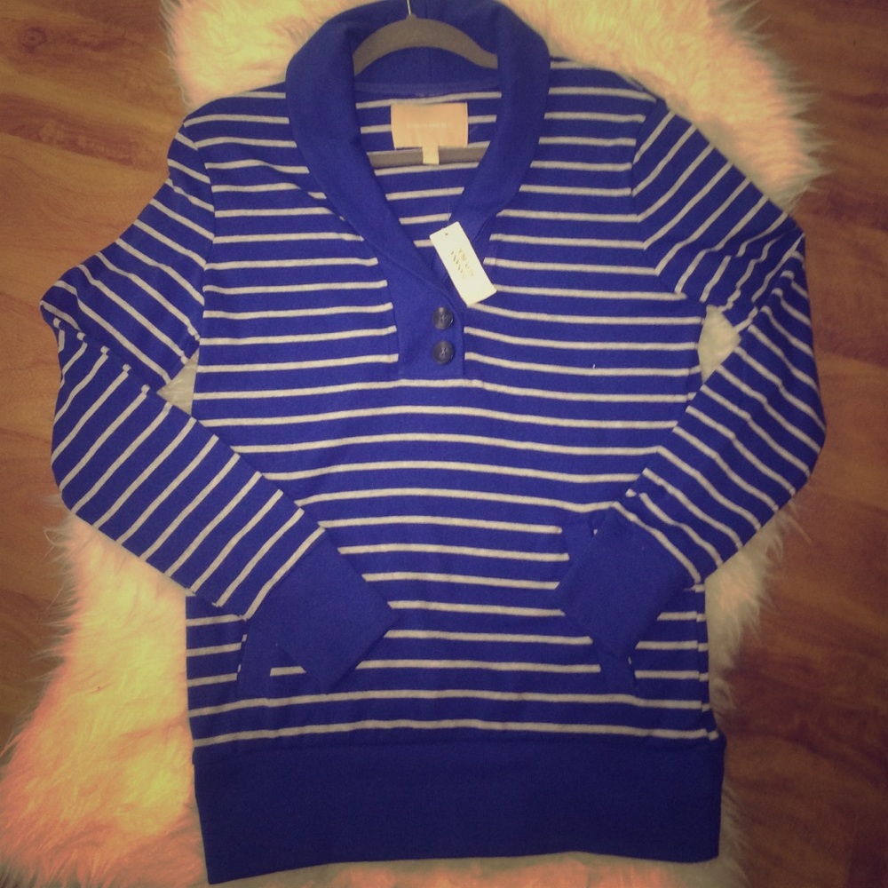 ⚡️🆕 Banana Republic Women Striped Sweater⚡️