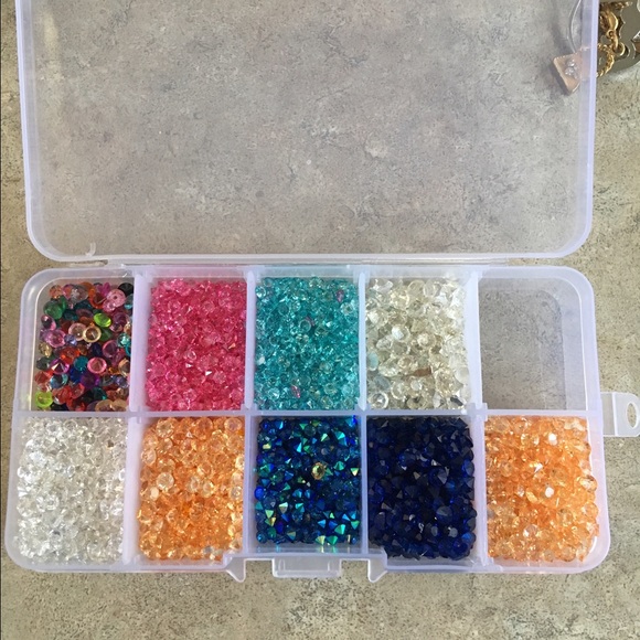 Floating Magnetic Locket - Picture 5 of 5