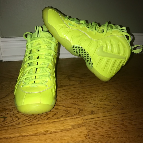 highlighter yellow foamposites