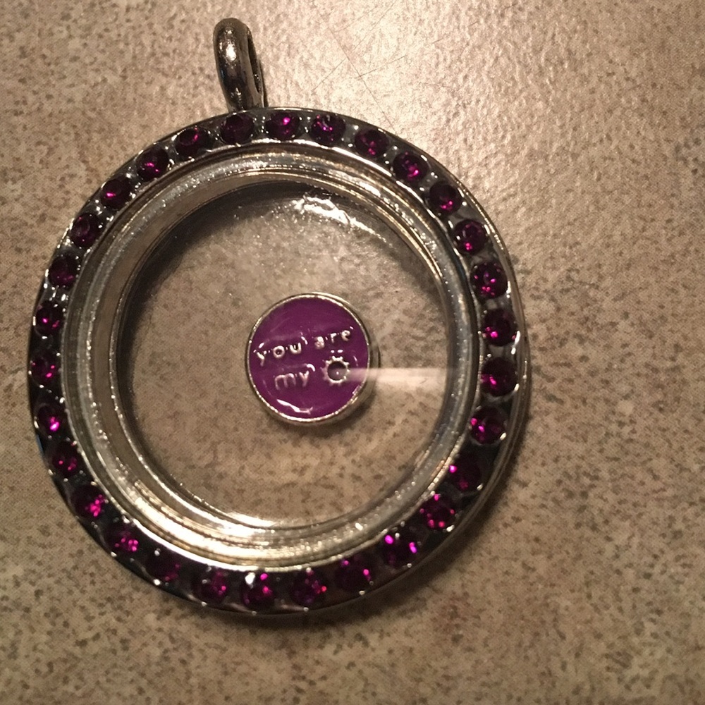 Floating Magnetic Locket