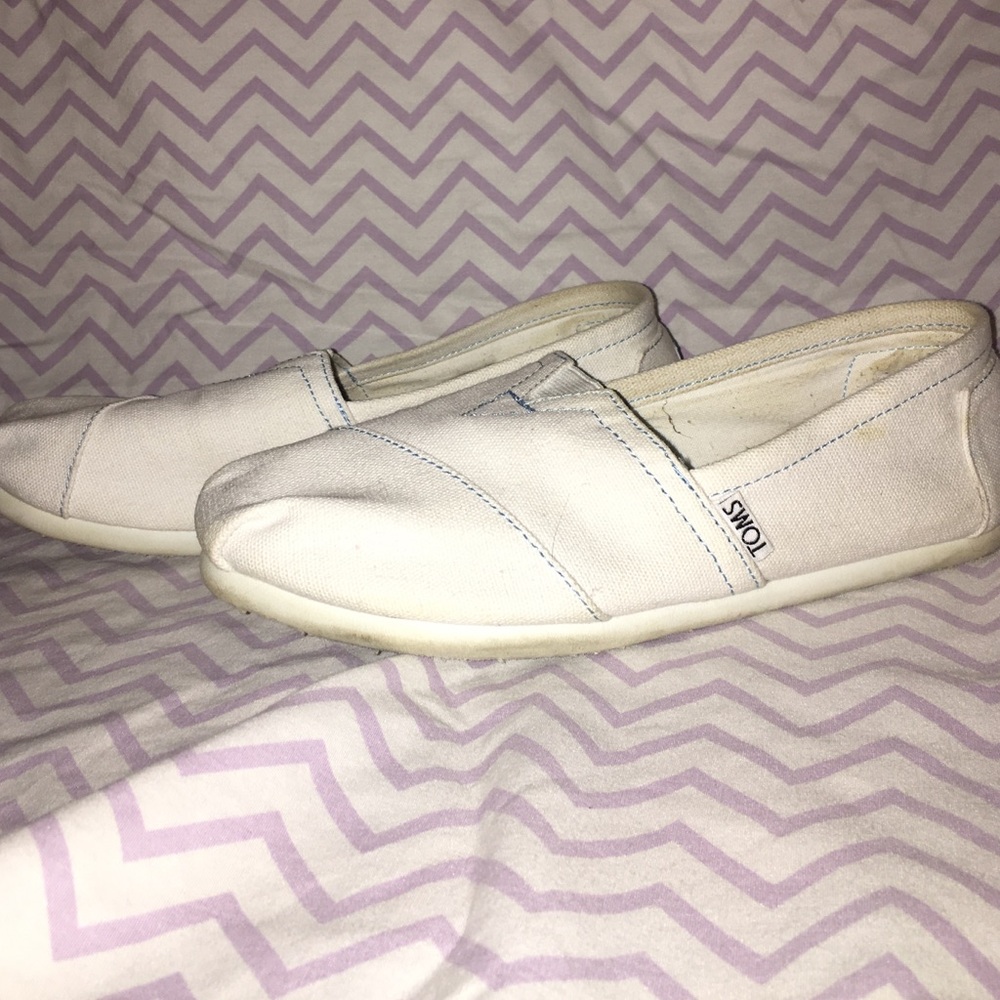 White Toms👟
