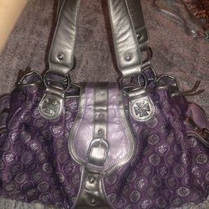Rocawear purse in really good condition