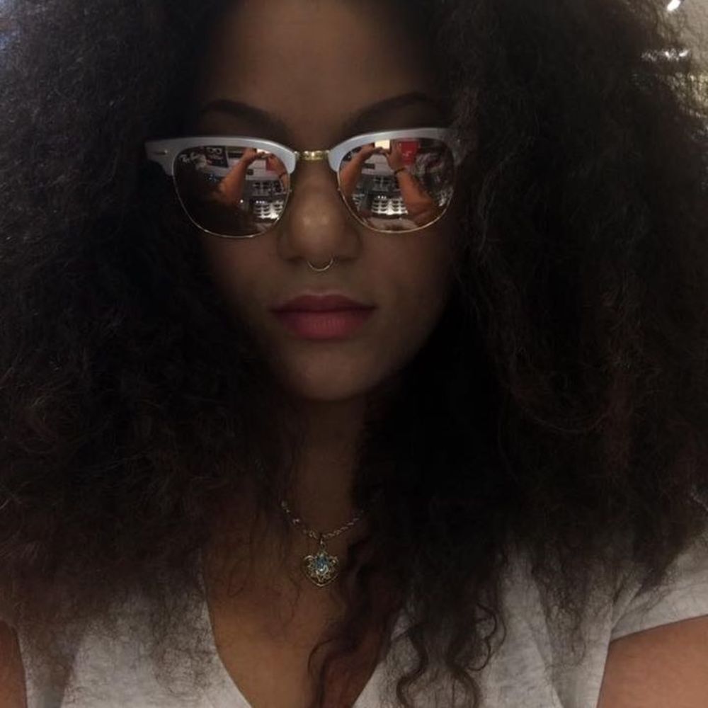 Meet your Posher, Lateisha