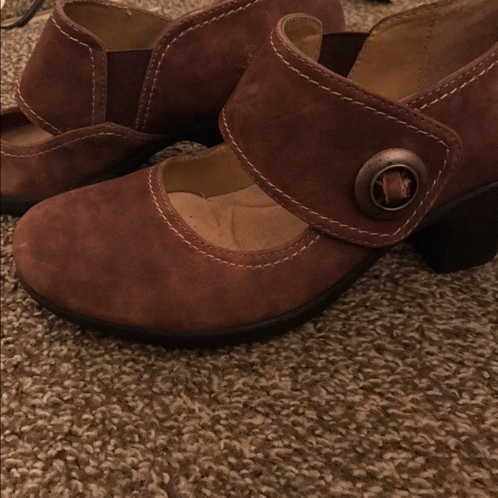 Softspot brown leather shoes
