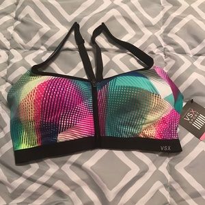Victoria's Secret Knock Out Sports Bra Front Close