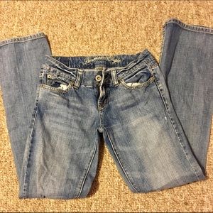 American Eagle Favorite Boyfriend Jeans - 0 Short