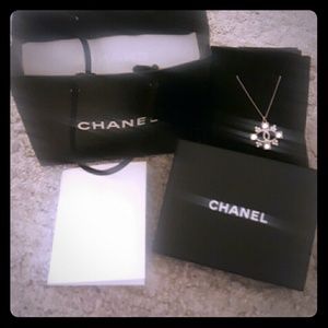 Chanel pendant necklace