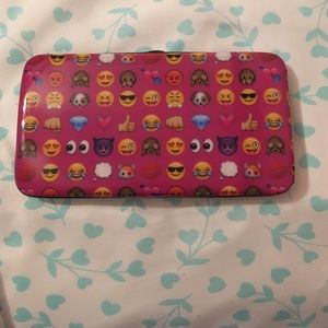 Emoji wallet