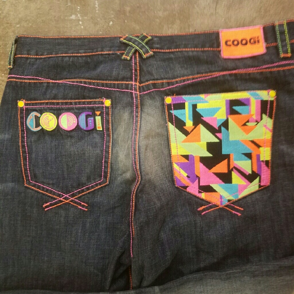 Coogi - Picture 3 of 4
