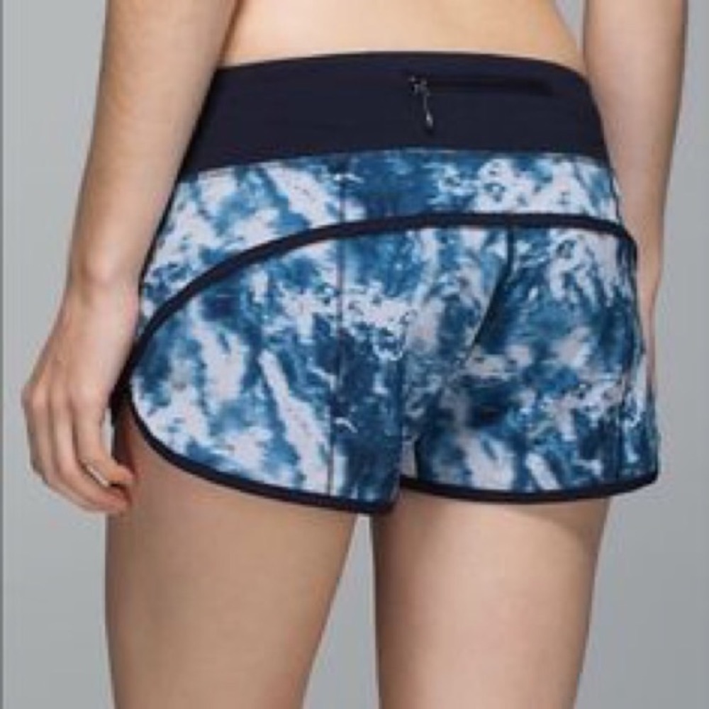 Lulu Lemon Speed Short Size 6 Tie-Dye