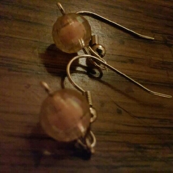 Earring - Picture 3 of 4