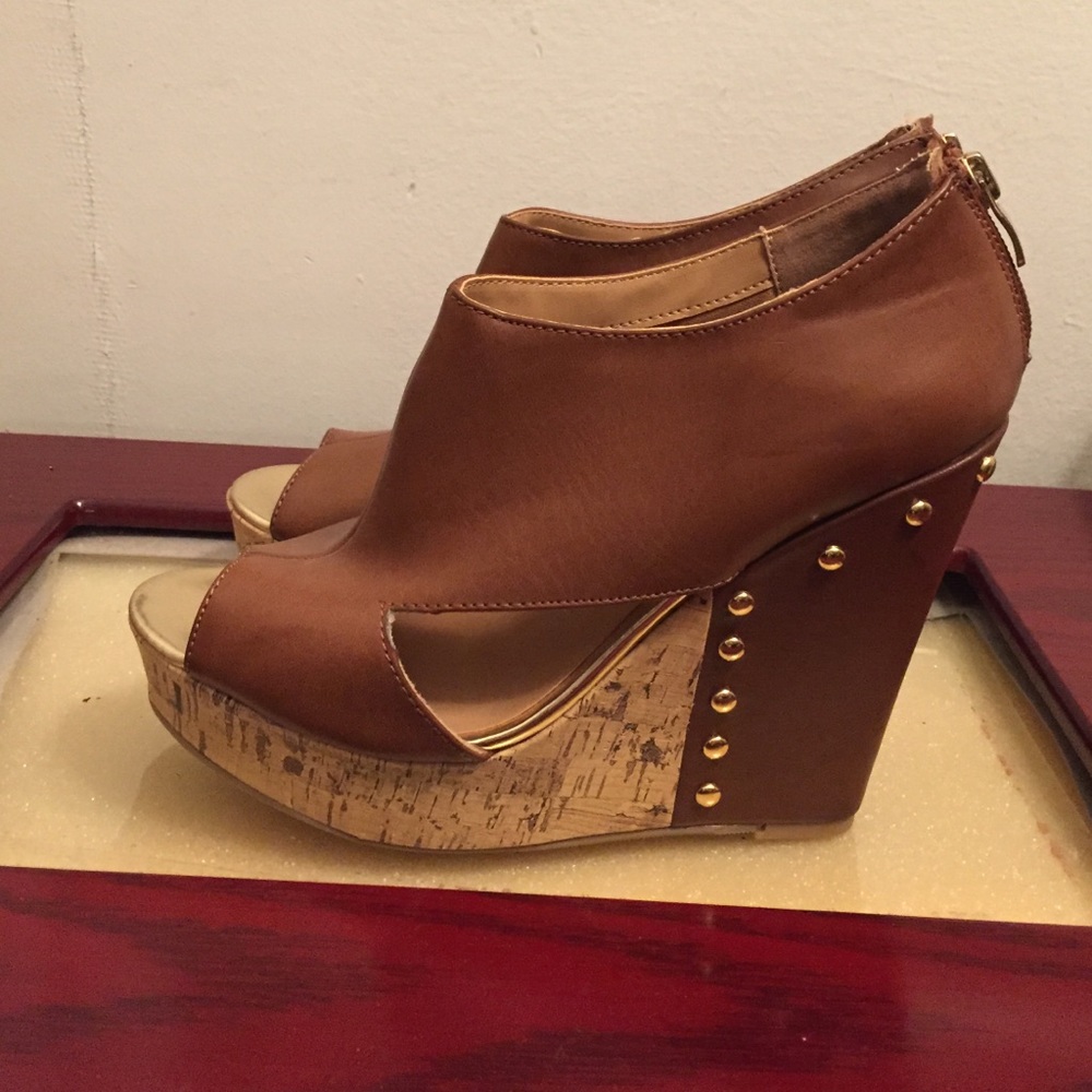 Open Toe Wedges