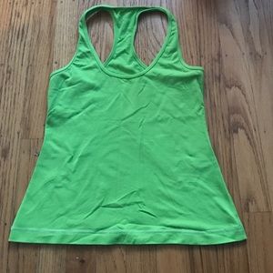 Lululemon tank