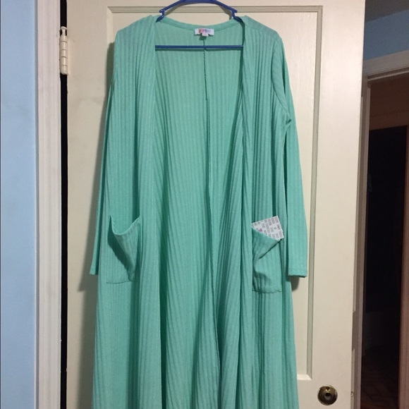LuLaRoe Sweaters - Medium LuLaRoe Sarah NWT