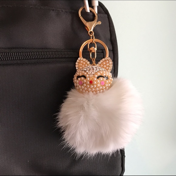 White Fox Head Fur Ball Bag Charm Key Chain - Picture 2 of 4