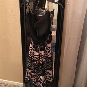 Maxi dress black and pink