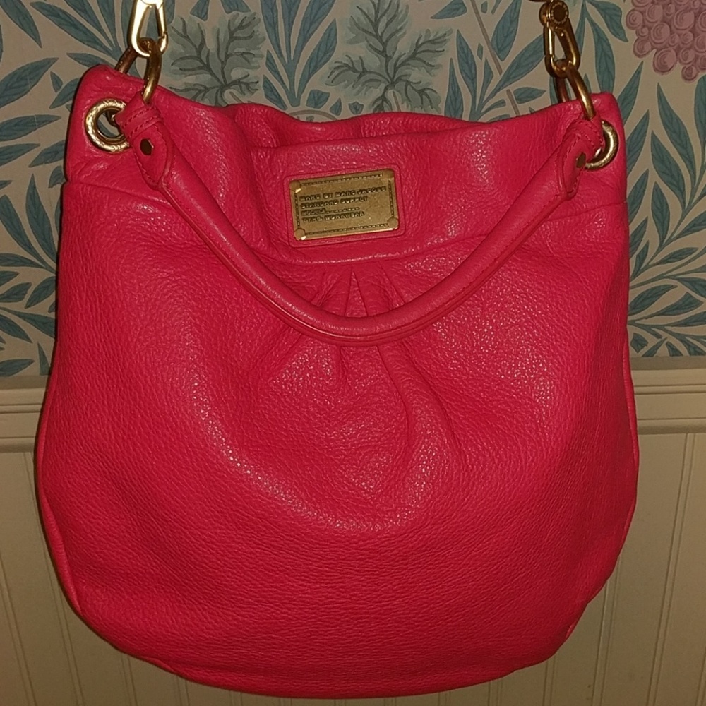 PRICE DROP❣️Marc By Marc Classic Q Natasha