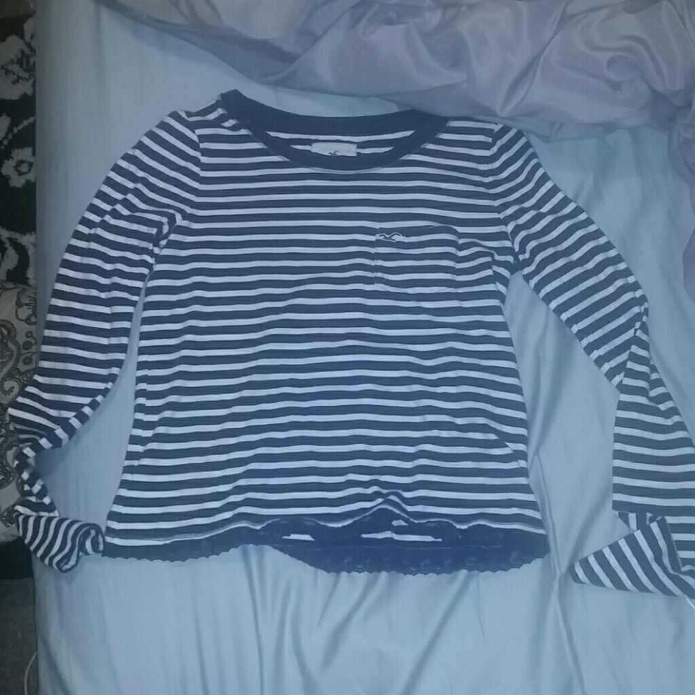 Long sleeve Hollister top