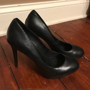 Aldo size 8.5 black heels