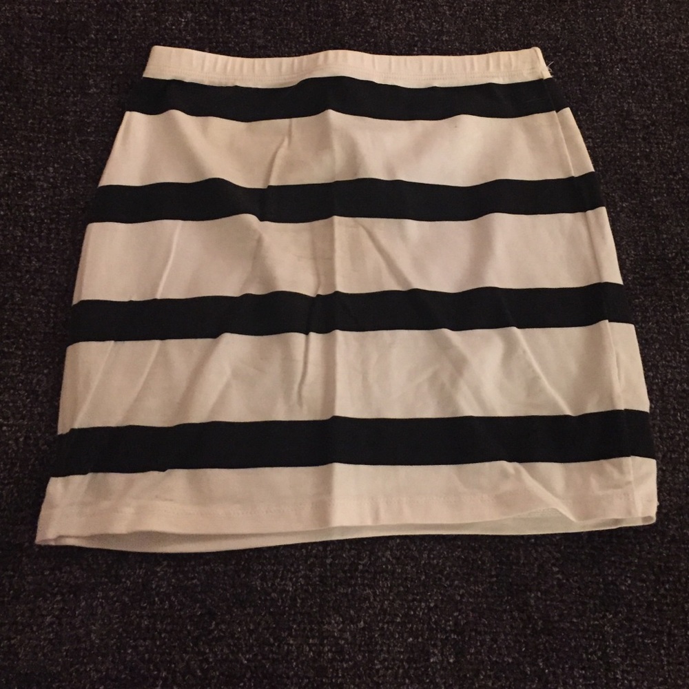 H&M striped skirt
