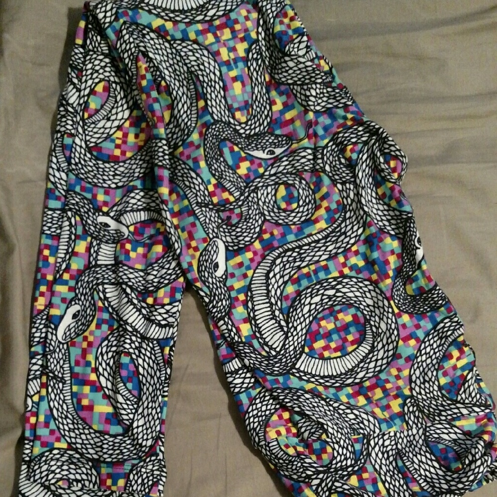 Lularoe snake unicorn neon leggings! New, OS!