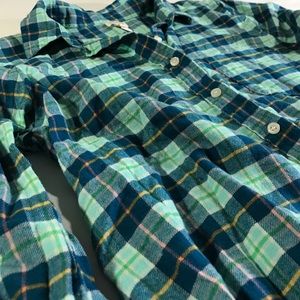 J. Crew Tops - J.Crew 100% Cotton Flannel Green Plaid Shirt XS J. Crew Tops - J.Crew 100% Cotton Flannel Green Plaid Shirt XS