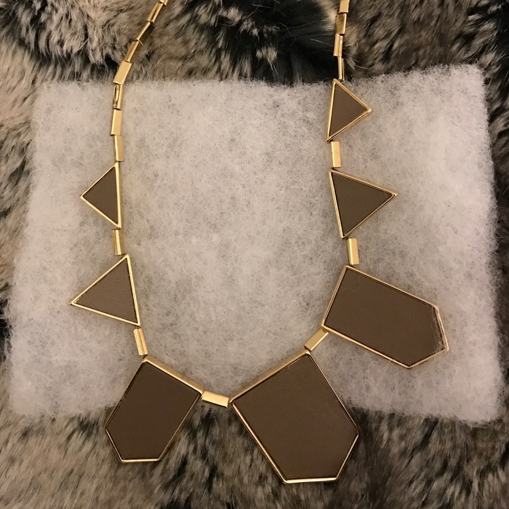 House of Harlow Geo Bib Necklace