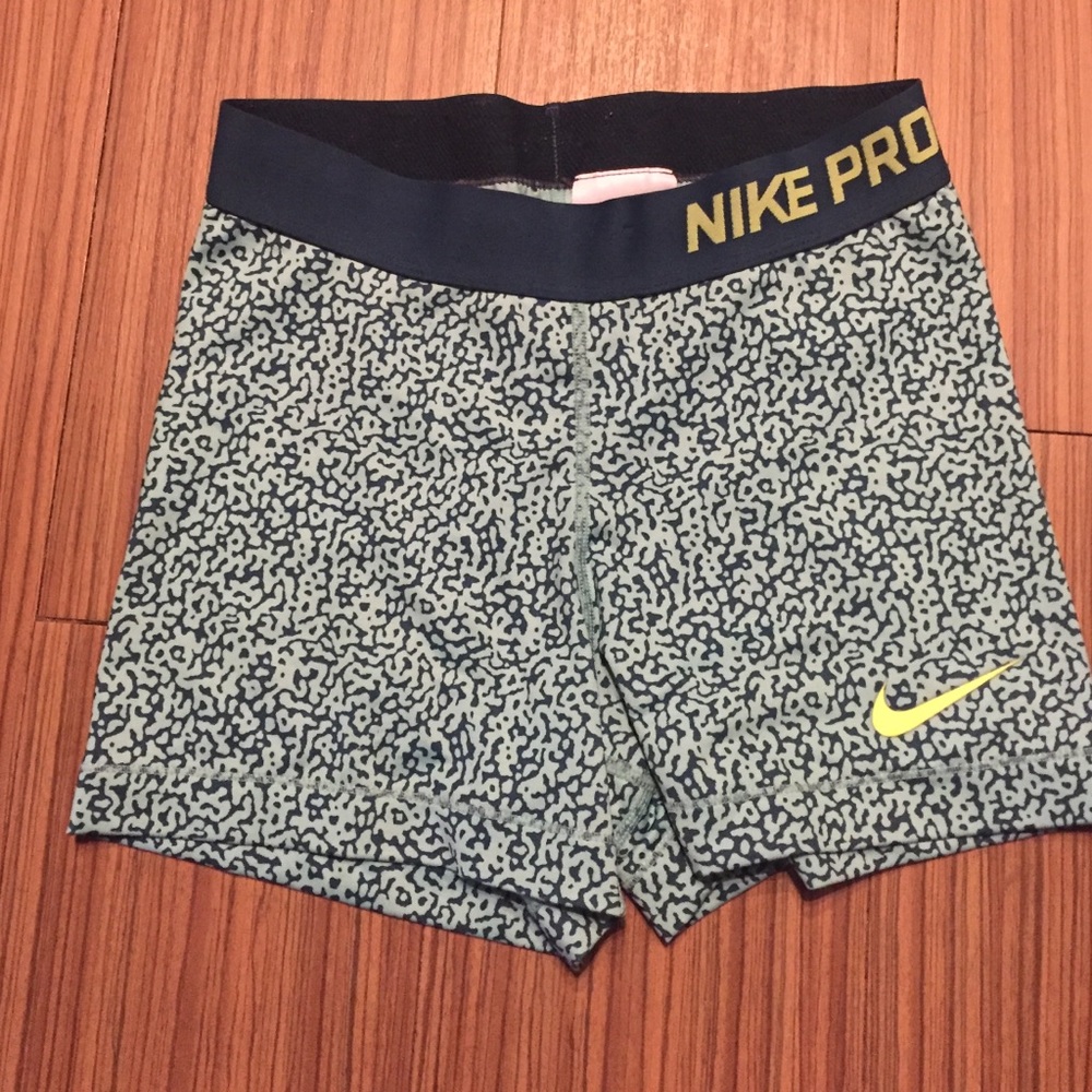 Nike pro spandex