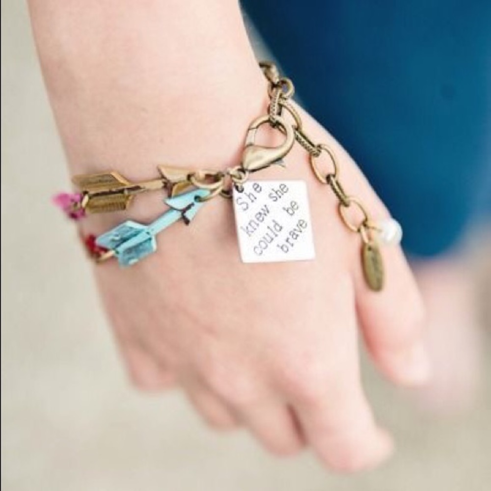 Arrow bracelet that matches the arrow necklace