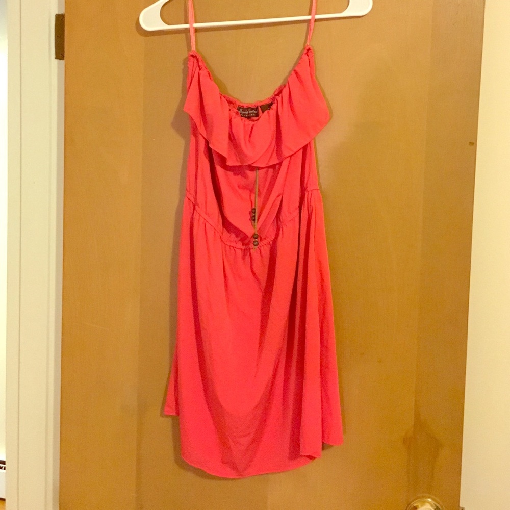 Pretty coral strapless dress