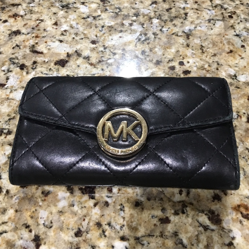 Michael Kors wallet