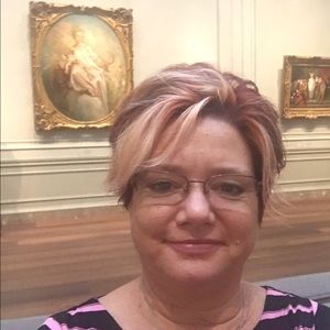 Meet your Posher, Carrie