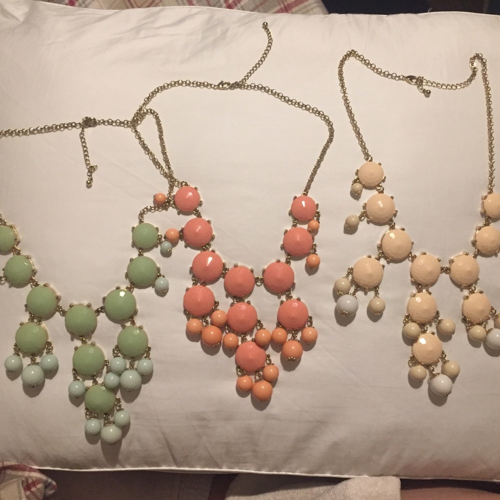 SOLD✨3 Piece Bubble Necklace Bundle