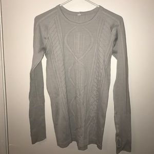 Rest less lululemon pullover size 8