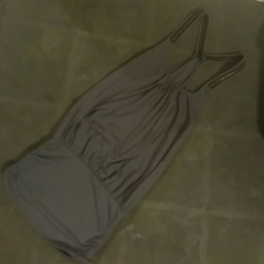 Super stylish zipper tank