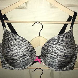 Victoria's Secret PINK bra