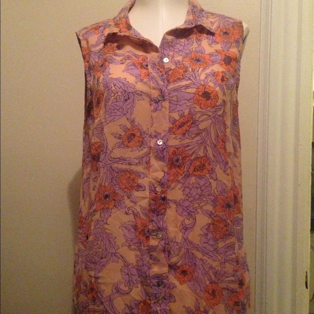 H&M button up top