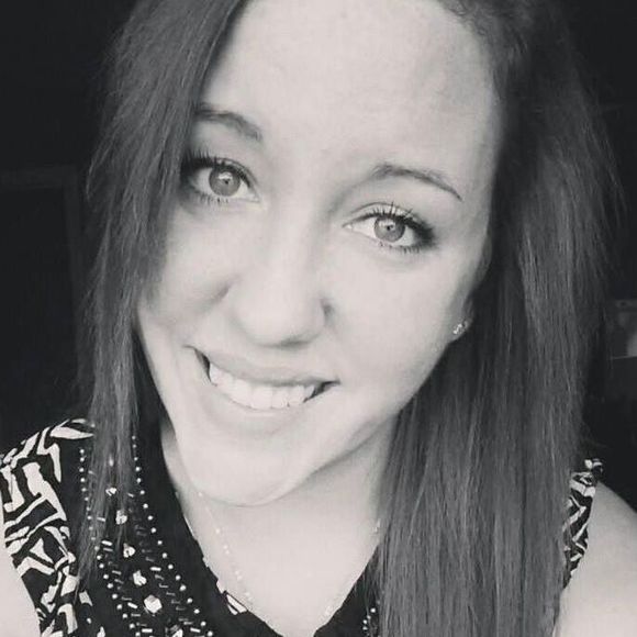 Meet your Posher, Kelsey - Picture 1 of 1