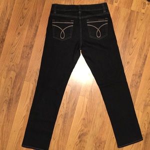 Calvin Klein Skinny Jeans.  Like New.  Size:  28/6